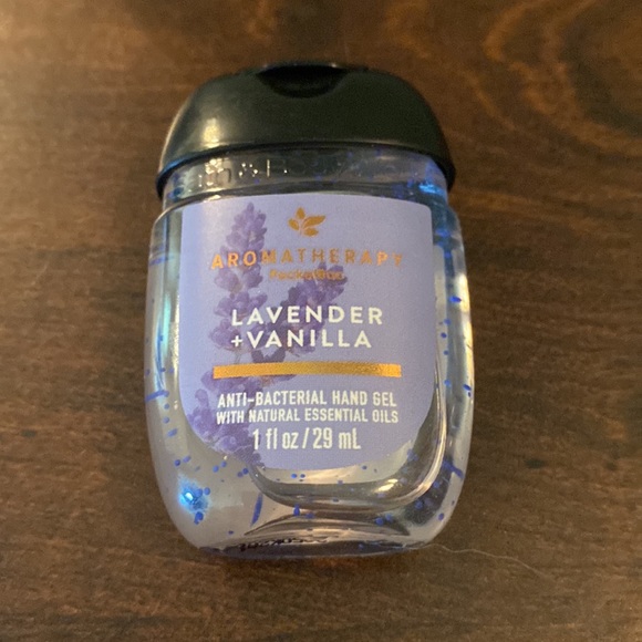Bath & Body Works Lavender + Vanilla PocketBacs - Picture 2 of 2